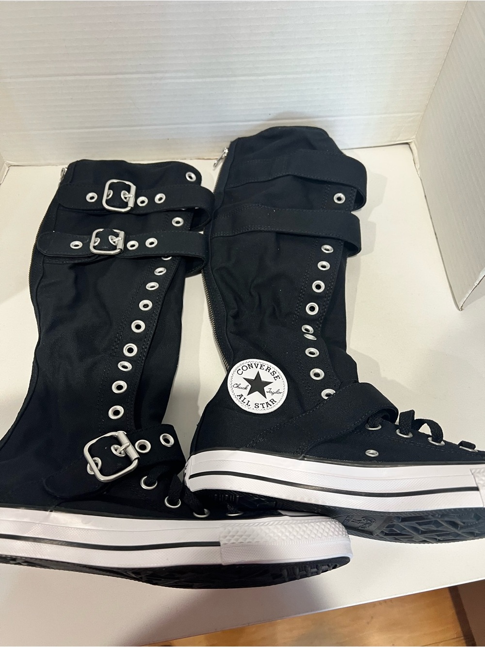 Converse Chuck Taylor All Star XXHi Buckles Women Size 8